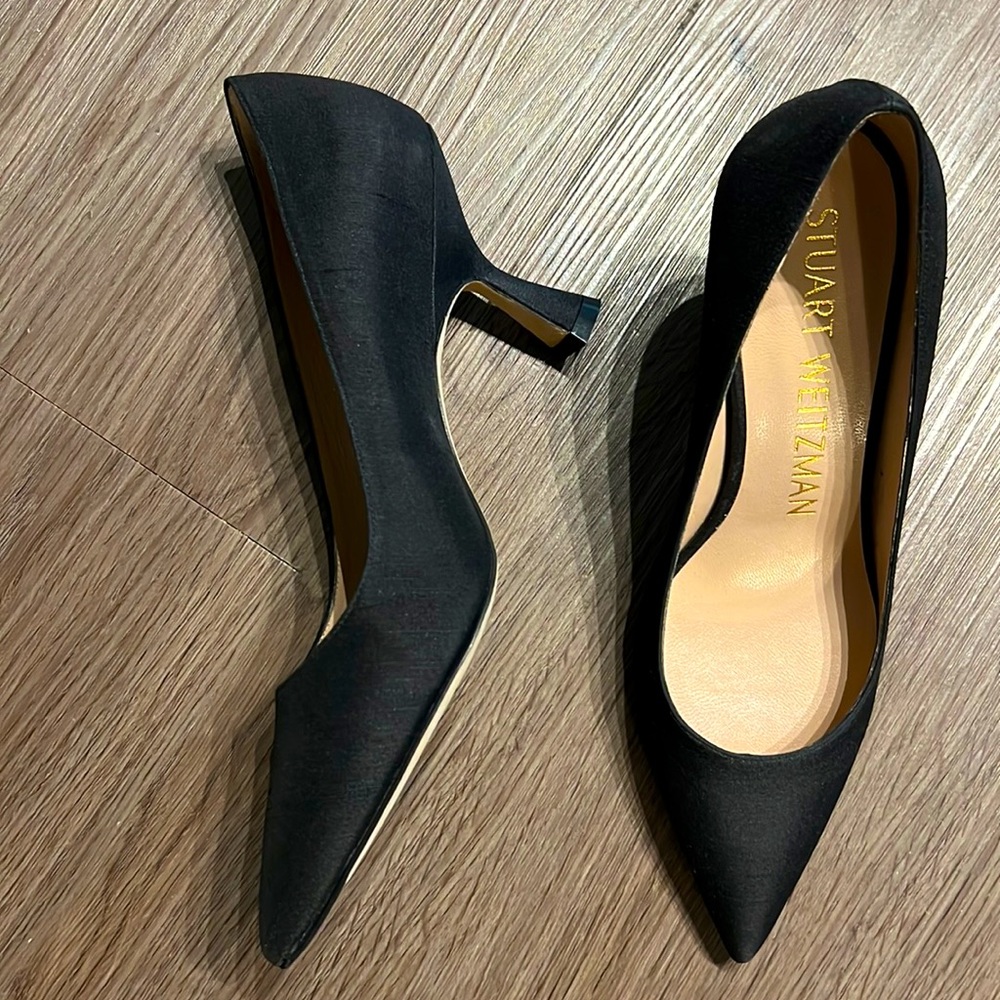 Stuart Weitzman pumps